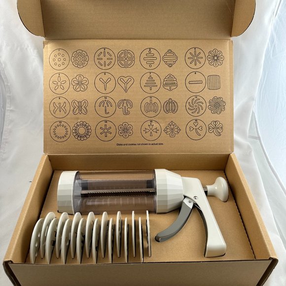 Kitchen The Pampered Chef Cookie Press 1525 New In Box Poshmark